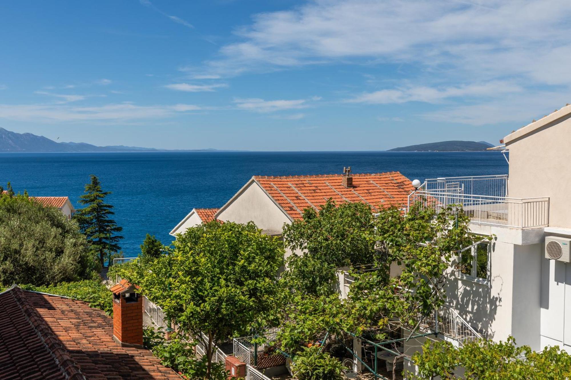 Apartments By The Sea Podaca, Makarska - 515 Exterior photo