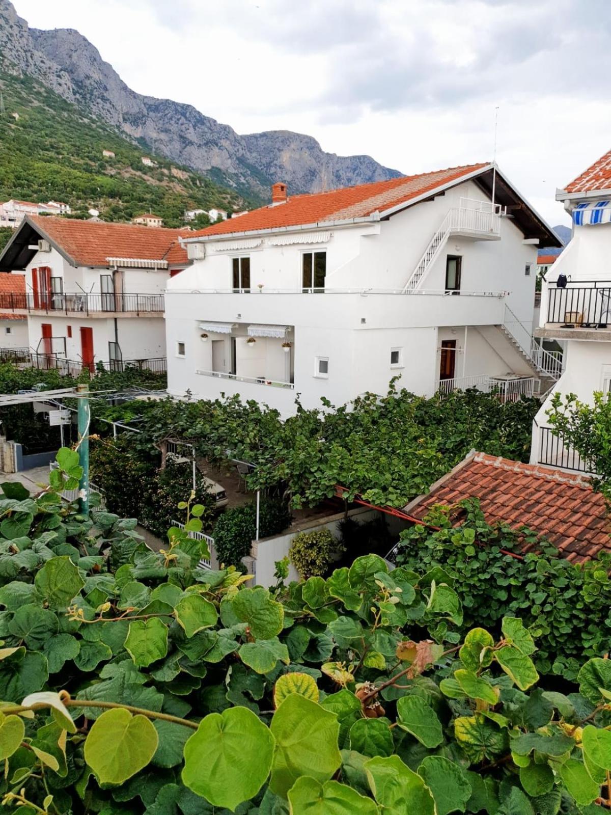 Apartments By The Sea Podaca, Makarska - 515 Exterior photo